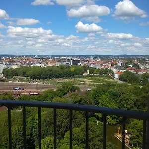 https://hotelturm-augsburg.getmunichhotels.com